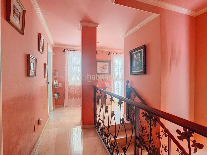 Foto 8ed6d216-09eb-470d-9ed2-2ca1b7fa2394. Chalet dans avenida del cantábrico 9 dans Arroyo de la Miel Benalmádena