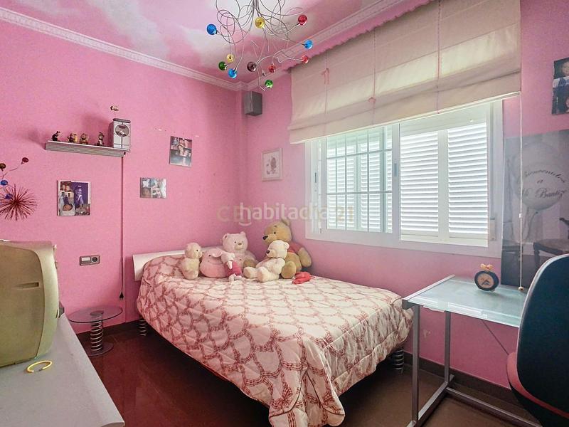 Foto b6f41287-9d01-4e6b-bde8-55fa1aeac5e8. Chalet dans avenida del cantábrico 9 dans Arroyo de la Miel Benalmádena