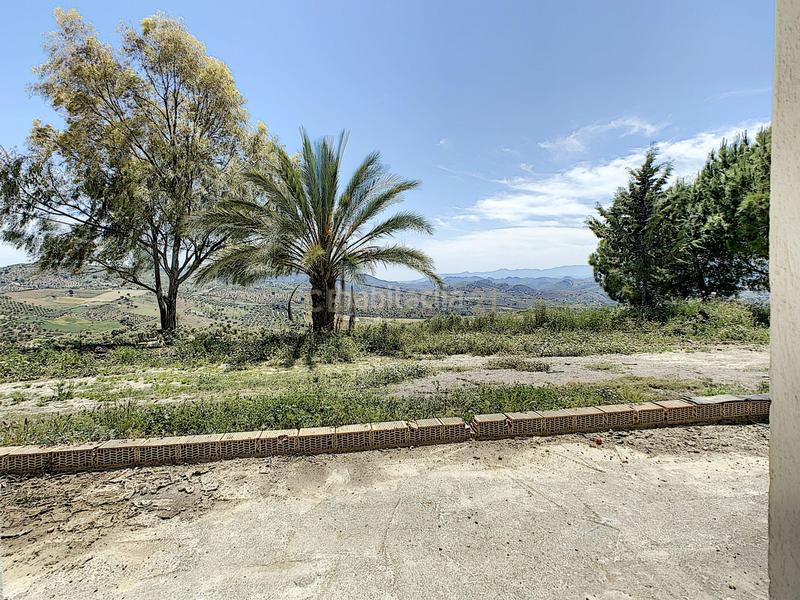 Foto b56db258-b09a-4c8b-b01e-07182bd37992. House in Casabermeja