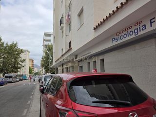 Autoparkplatz in Cl feria de jerez 1 ed. miramar centro 1fuengirola (málaga). Plaza de parking recinto ferial fuengirola edificio miramar