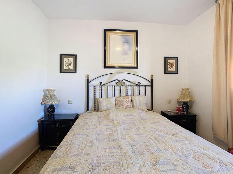 Foto 8d3b376a-dff8-4261-ab5f-8007a6fbb460. Semi detached house in av. carlota alessandri in Montemar Torremolinos