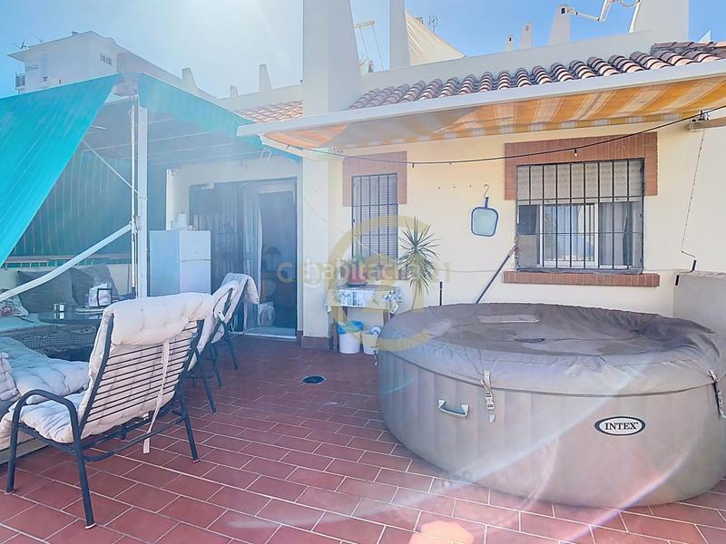 Foto d0c0015f-ffe7-4106-ab4c-a899df0260f3. Semi detached house in av. carlota alessandri in Montemar Torremolinos