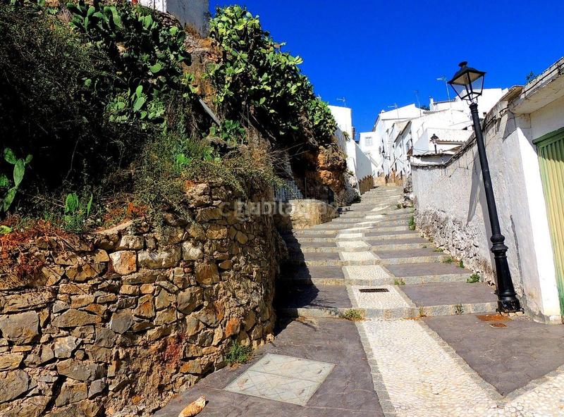 Foto fb6dc661-e7ad-44e8-8bb5-e30c5ea9b102. Maison dans callejón de la fabrica 8 dans Burgo (El)