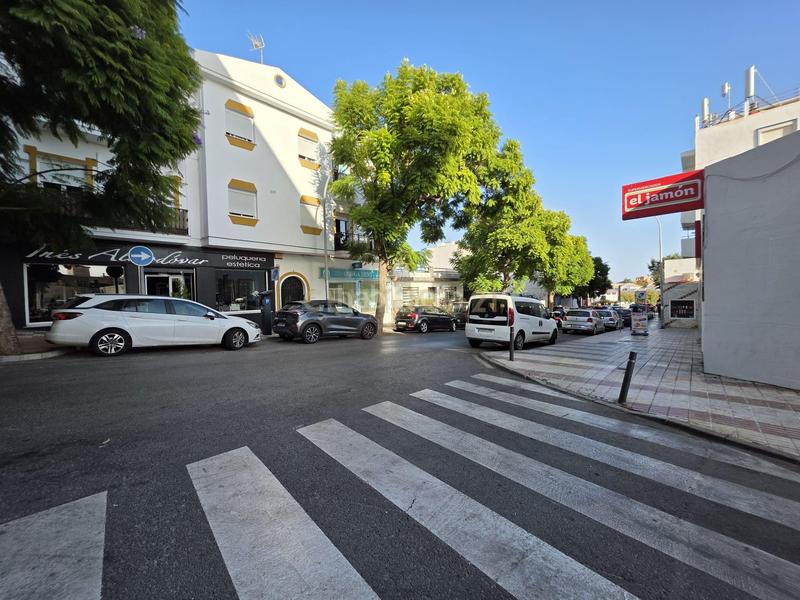 Foto 43aaebd7-2d61-441c-af77-a790cfbdb24e. Location local commercial dans avenida inmaculada concepción dans Benalmádena