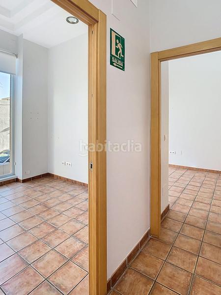 Foto 846c0193-de53-49d8-83c1-a541930ff788. Location local commercial dans avenida inmaculada concepción dans Benalmádena