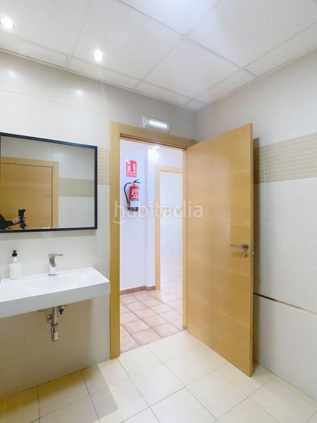 Foto 87bef7c8-408f-4d36-b81b-027df7b3ef27. Location local commercial dans avenida inmaculada concepción dans Benalmádena