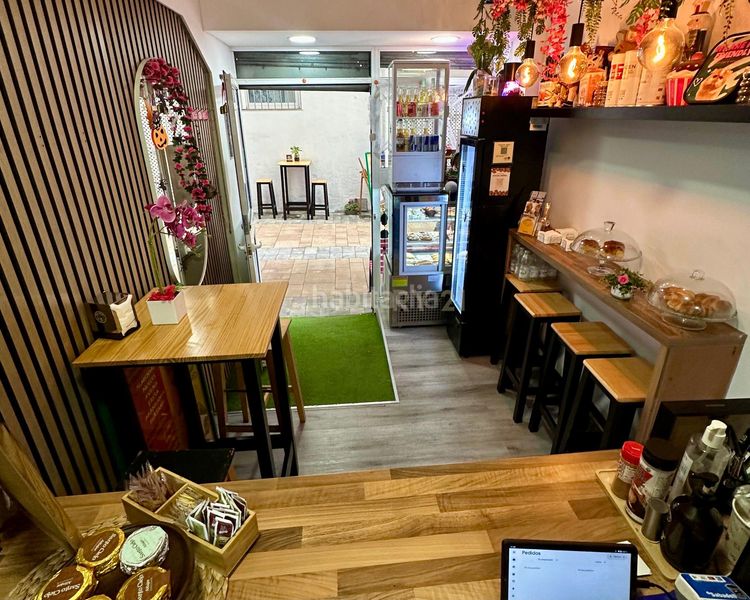 Foto f5604775-dea1-47a9-a159-ccf9cbc27769. Transfer business premise in calle antonio girón in Torremolinos
