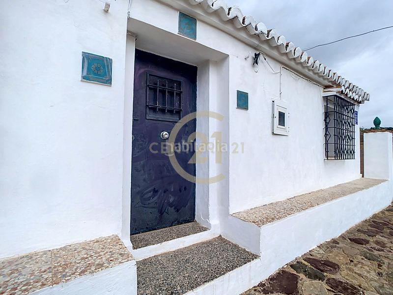 Foto 3f22feed-e2ee-49dc-860b-fc8c5e826853. Casa in poligono in El Cortijuelo Málaga