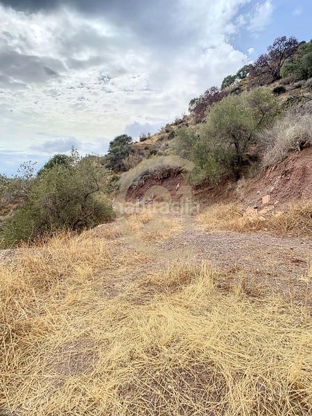 Foto 434c5265-580c-43a6-b6ae-5b95f8e377e1. Casa in poligono in El Cortijuelo Málaga