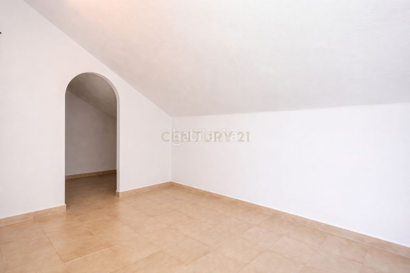 Foto 35b08368-708a-49a4-a1e7-35be532c9f9e. Casa adosada en av. las palmeras casa adosada en Parque de la Paloma Benalmádena