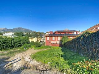 Terreny residencial a CL NARANJOS DEL LAGAREJO 12MIJAS (MÁLAGA)