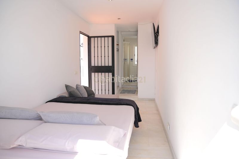 Foto 6f45b707-c42f-4754-a116-9e80454f38d6. Casa adossada amb piscina a Las Lomas de Río Verde Marbella