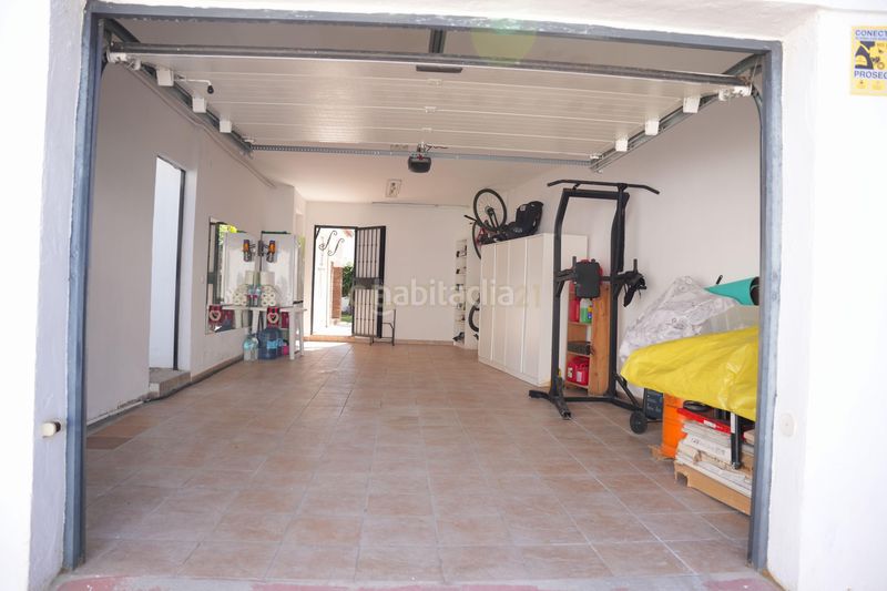 Foto aa4a4345-c765-4e64-8472-cac3a07e9672. Casa adossada amb piscina a Las Lomas de Río Verde Marbella