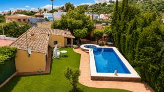 Casa a Polígono 18 parcela 275 agonias. alhaurin el grande (málaga) 36. Casa independiente con piscina  alhaurin el grande
