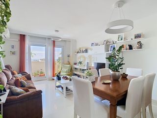 Apartament a Avenida inmaculada concepción, benalmádena, spain. Ático dúplex en centro de arroyo de la miel, benalmádena
