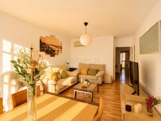 Apartamento en Calle bahía, 13, benalmádena, spain 5. Ático moderno en benalmádena con vistas panorámicas. disfruta de