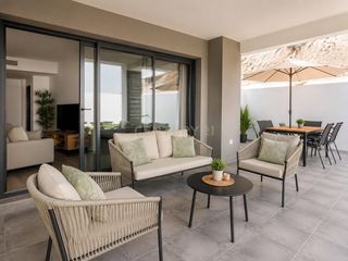 Location Appartement à Calle valdepeñas, benalmádena, spain 12. Espectacular bajo con gran terraza, piscina ,garage  arroyo de l