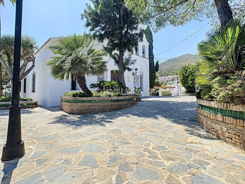 Foto 4120cb21-8683-48d0-b419-f47ea52dfd82. Terreny residencial a avenida salvador vicente 14 a Benalmádena