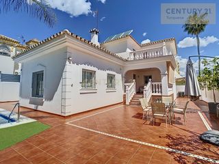 Miete Chalet in Calle menton, torremolinos, spain 9. Chalet en alquiler en los álamos, torremolinos