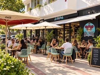 Local Comercial en Luis Vives  11
