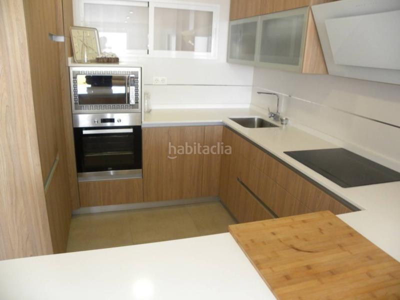 Foto 6bdfa586-1dd4-492e-8c03-dce2113cd2da. Lloguer apartament a paseo reina sofía 9 a Velilla - Velilla Taramay Almuñécar