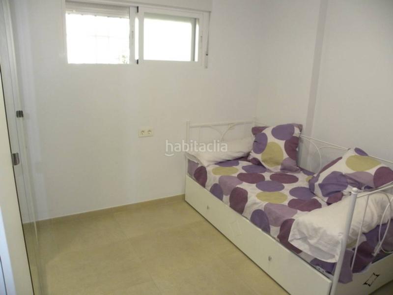 Foto 781812e3-83f2-4461-b252-b48b2f029f1e. Lloguer apartament a paseo reina sofía 9 a Velilla - Velilla Taramay Almuñécar