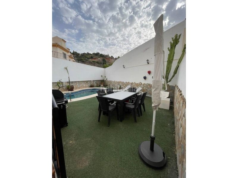 Foto 53c1488a-175b-4df7-83c5-9af31ce89058. Miete chalet in calle sauces 12 in La Herradura Almuñécar