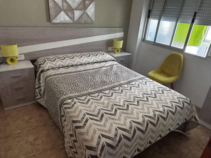 Foto 8c3b1fc2-27bf-4dac-b10f-38e9fc3212c3. Rent flat in manila 1 in Almuñecar centro Almuñécar