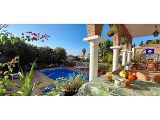 Xalet a Avenida mediterráneo 1. San cristobal  villa andaluza en venta