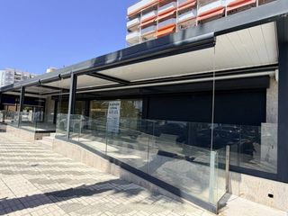 Rent Business premise in Paseo velilla 38. Playa velilla  restaurante en alquiler