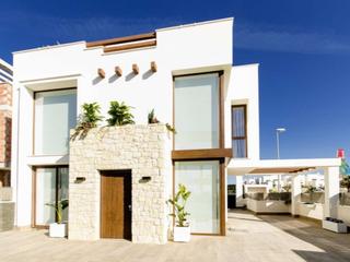 Casa a N/a. Villa de 3 dormitorios en venta en vera playa