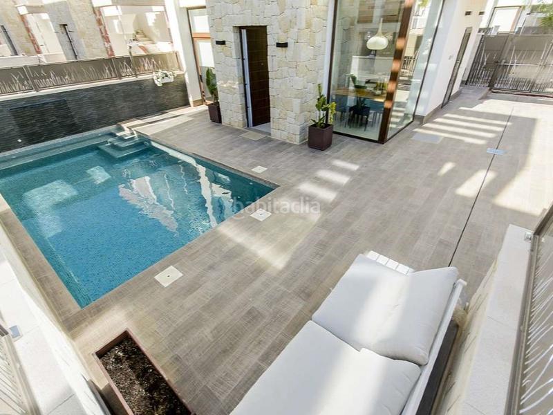 Foto a7fa106f-cabb-4a11-9047-a4240737542a. Maison avec piscine dans Cala Marqués Vera