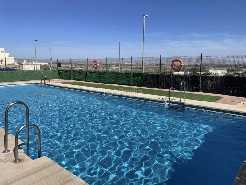 Foto 5421911f-9a18-4dc3-85a9-adcdbb4315aa. Apartamento en n/a apartamento reformado con parking y trastero en Garrucha