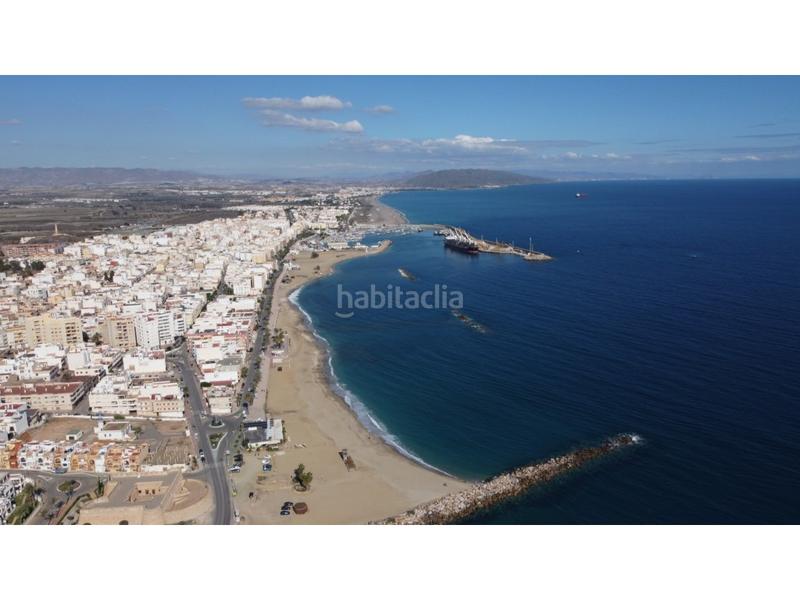 Foto c5bedfb0-ab80-4fbe-a903-7ddb29e2d557. Apartamento en n/a apartamento reformado con parking y trastero en Garrucha