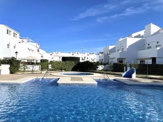 Duplex  N/a. Elegante dúplex de 2 dormitorios con solarium, 400 m de la playa