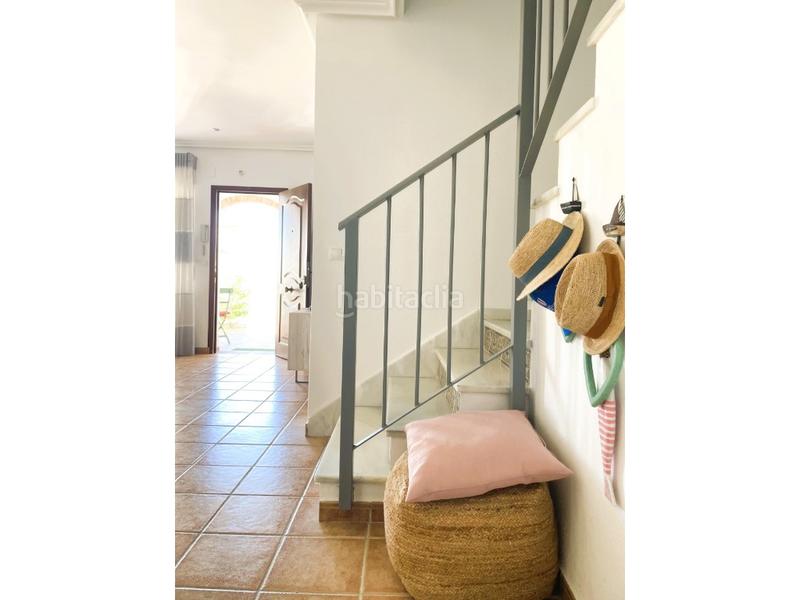 Foto 0cfb3557-92d2-4038-a08a-f6eeb47509c1. Casa dúplex de 3 dormitorios con jardín y terraza playa en Vera