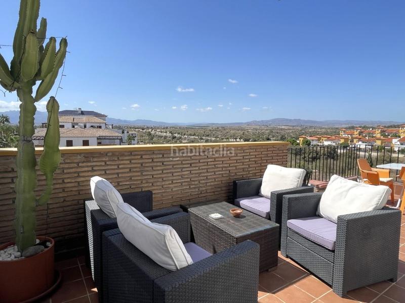 Foto 293c3ee0-2c96-4b12-a126-8a17d03f51ef. Casa dúplex de 3 dormitorios con jardín y terraza playa en Vera