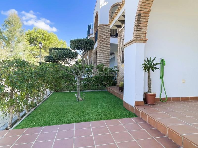 Foto 51dfd4a2-c235-4288-95af-1bfa096e522c. Casa dúplex de 3 dormitorios con jardín y terraza playa en Vera