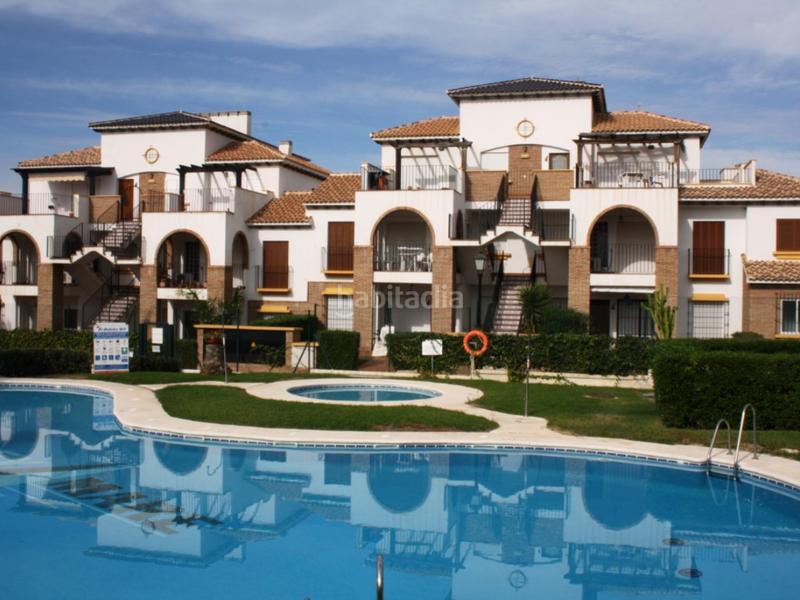 Foto 569dc6a8-10cb-4edb-a9be-949d4991d148. Casa dúplex de 3 dormitorios con jardín y terraza playa en Vera