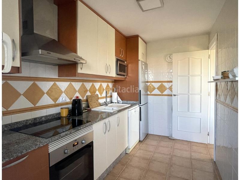 Foto fbc5b7ff-5311-4c39-a19d-a2ef7c301cce. Casa dúplex de 3 dormitorios con jardín y terraza playa en Vera