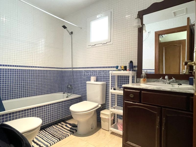 Foto 104b5085-de12-4f6f-90c9-8271c4e97418. Apartamento elegante apartamento con impresionantes vistas al mar en alandalus thalassa en Vera