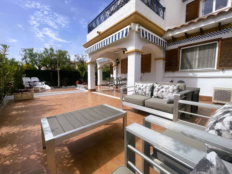 Foto c06d8b6a-4966-48d6-8813-b8c01c7d8c36. Apartament amb aparcament piscina a Vera playa naturista Vera