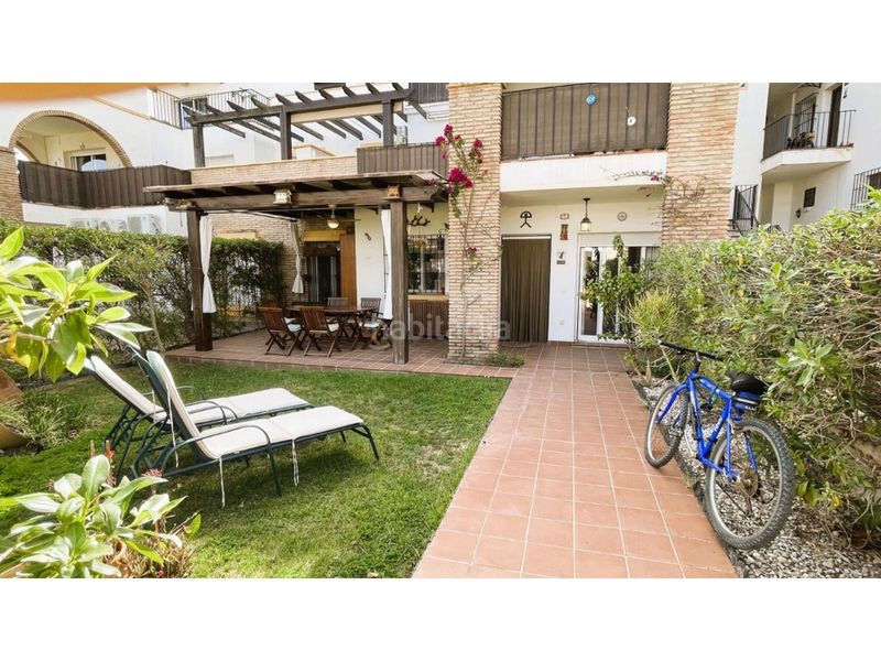 Foto 8da9be78-df67-498e-ac59-bedf5f157d05. Apartament amb aparcament piscina a Las Salinas Vera