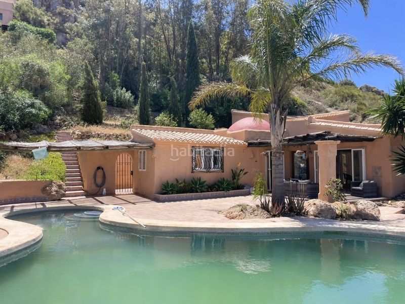 Foto fd1d6f41-96ce-4061-b4e3-316f785b000a. Casa amb piscina a Turre