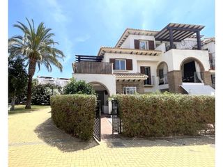 Duplex à Las Salinas. Duplex de esquina de 3 dormitorios en alandalus thalassa en vera
