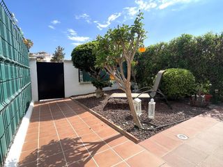 Duplex à Lomas del Mar. Amplio dúplex de 3 dormitorios en al andalus villas