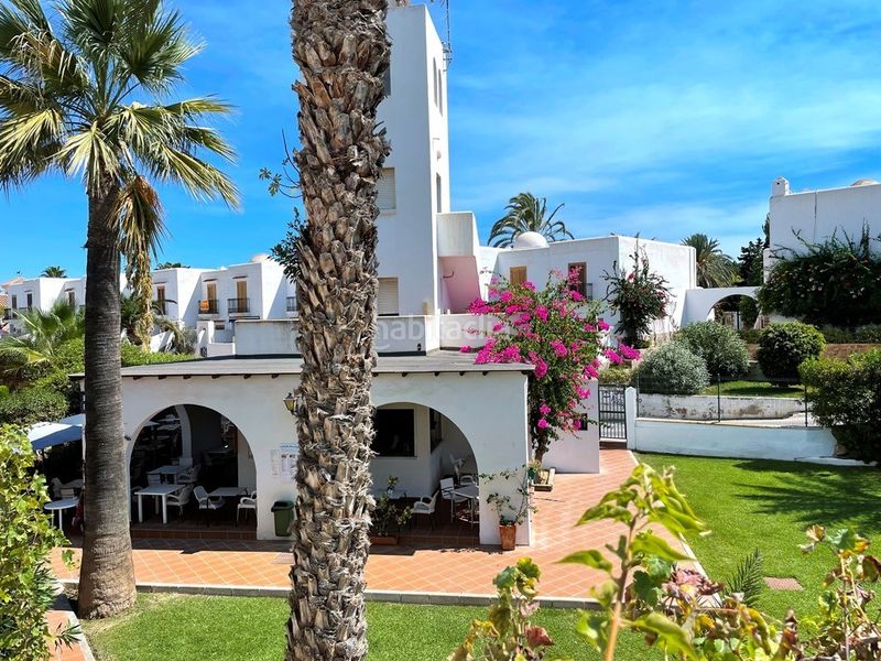 Foto 2f34dd41-ed20-4375-b8f1-f46de6254eb6. Apartament amb piscina a Las Marinas - Pueblo Laguna Vera
