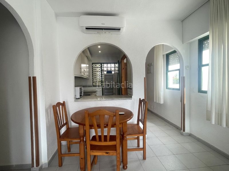 Foto 3d3e7193-2eec-4d9f-8c4e-f2b6b0a6b4e2. Apartament amb piscina a Las Marinas - Pueblo Laguna Vera