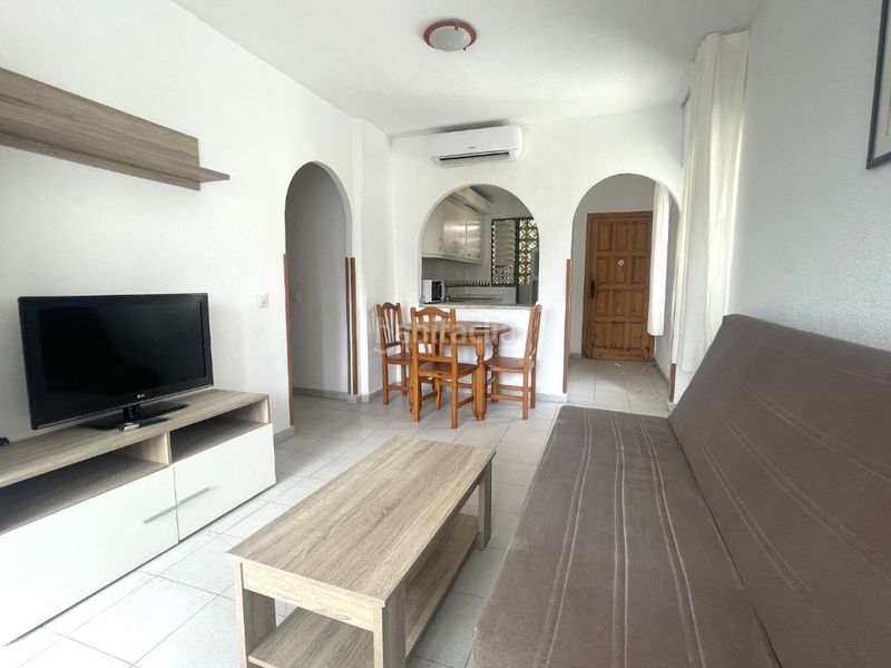 Foto 85b8691a-f60e-40af-a5a0-b5d55162ece3. Apartament amb piscina a Las Marinas - Pueblo Laguna Vera