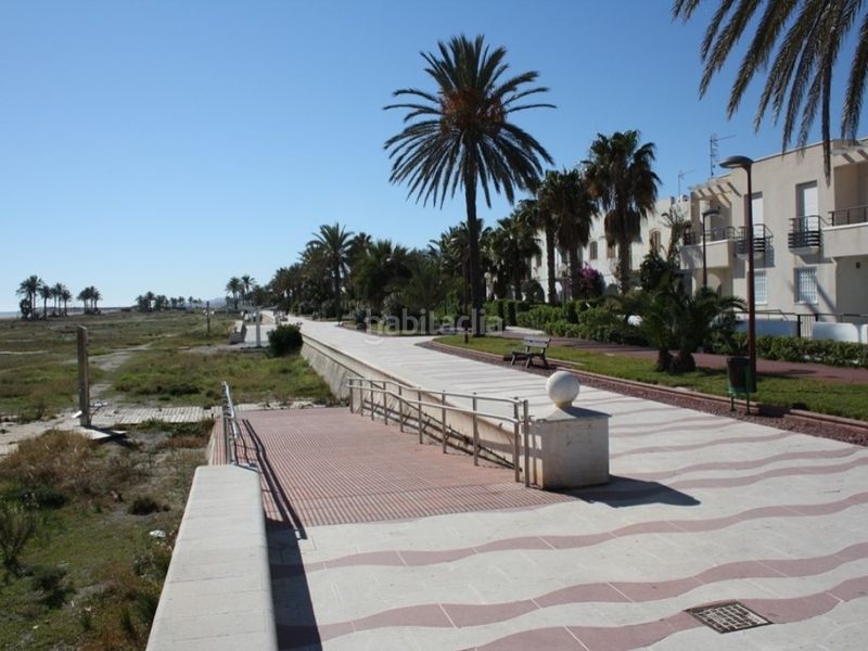 Foto 86b7ec8e-ca0e-4ca6-a009-fa71f49ea509. Apartament amb piscina a Las Marinas - Pueblo Laguna Vera